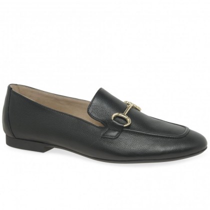 Shoes Shoes
