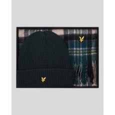 Lyle & Scott Lambswool Blend Checked Scarf and Beanie Gift Set Lyle & Scott Lambswool Blend Checked Scarf and Beanie Gift Set