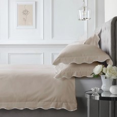 Scallop Edge Bed Set Scallop Edge Bed Set
