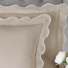 Scallop Edge Bed Set Scallop Edge Bed Set