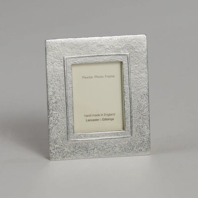 Lancaster & Gibbings Raised Line Mini Frame-Medium