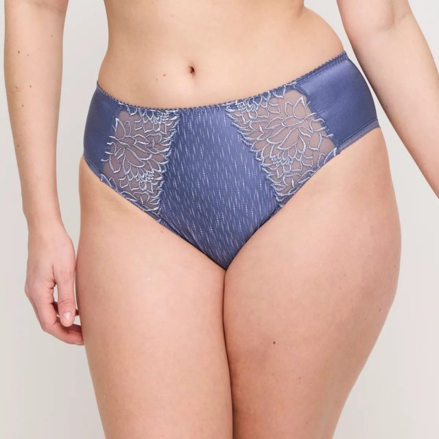 PrimaDonna Monterrey Full Brief