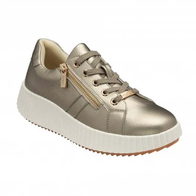 Lotus Kora Shoe