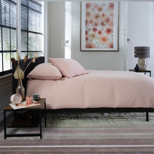 St Quentin Rose Duvet Set